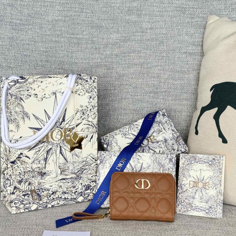 D*or wallets